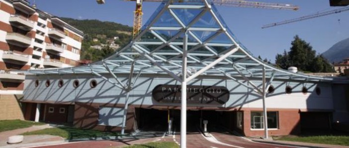 Parcheggio ospedale in tilt, pazienti prigionieri delle sbarre Parcheggio ospedale in tilt, pazienti prigionieri delle sbarre