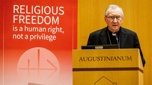 Parolin: la libertà religiosa, fondamento fragile della civiltà umana