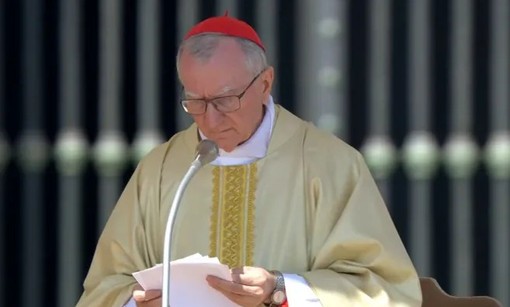 Parolin: &quot;L'eredità del Papa non sia emozione del momento ma diventi vita vissuta&quot;