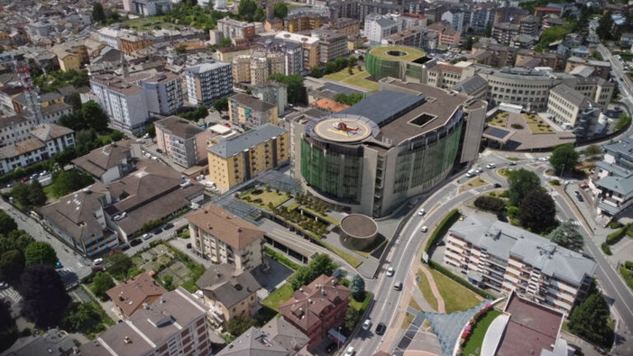 Nouvel Hôpital Umberto Parini : l’Union Valdôtaine ouvre le débat sur l’hôpital de demain Nouvel Hôpital Umberto Parini : l’Union Valdôtaine ouvre le débat sur l’hôpital de demain