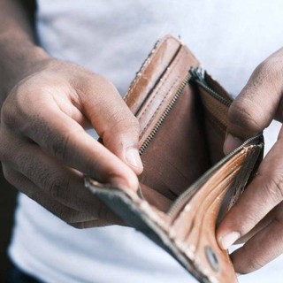 L'aumento dei prezzi svuota il portafoglio