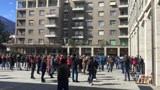 Se possiamo solo più protestare allora protestiamo Se possiamo solo più protestare allora protestiamo