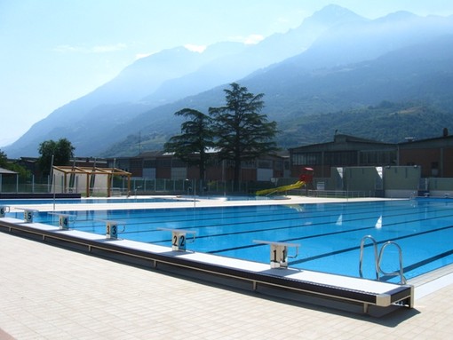 La piscina scoperta di Aosta
