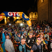 TOR100: Davide Busuito e Rebecca Hormann trionfano a Courmayeur con i nuovi record della corsa TOR100: Davide Busuito e Rebecca Hormann trionfano a Courmayeur con i nuovi record della corsa