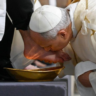 Messe in Coena Domini: le Pape invite à imiter le dévouement du Christ
