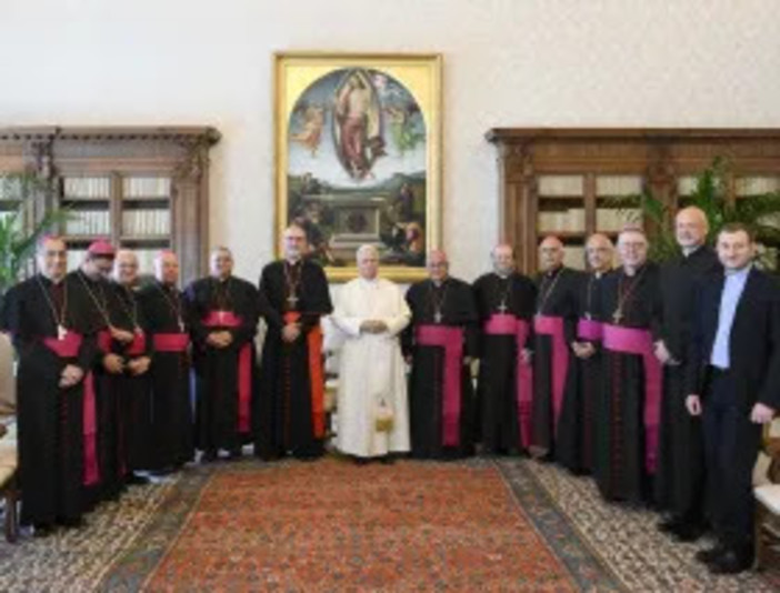 Leone XIV alle Chiese arabe: «Dialogare non significa rinunciare alla propria identità» Leone XIV alle Chiese arabe: «Dialogare non significa rinunciare alla propria identità»