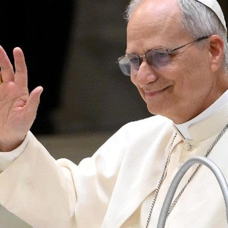 Il Papa: disarmiamo le parole per disarmare la Terra