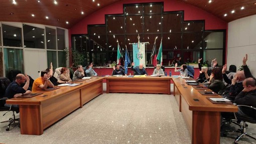 Dal Consiglio comunale di Pollein, via libera a bilancio e opere pubbliche Dal Consiglio comunale di Pollein, via libera a bilancio e opere pubbliche