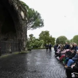 Papa Leone XIV, Maria ci insegna a consegnare la vita nelle mani del Signore