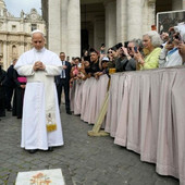 Leone XIV e la preghiera sul luogo dell’attentato a Giovanni Paolo II: memoria, Fatima e un mondo che chiede pace Leone XIV e la preghiera sul luogo dell’attentato a Giovanni Paolo II: memoria, Fatima e un mondo che chiede pace