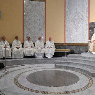 Papa: di fronte alle sfide del nostro tempo, Cristo sia al centro della nostra esistenza