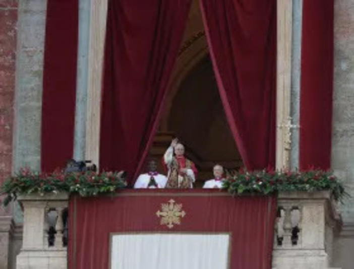 Leone XIV, urbi et orbi di Natale: “Cristo Nostra Speranza rimane sempre con noi”