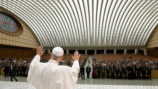 Leone XIV: «Sotto la corazza dei giovani si nasconde il desiderio di amare ed essere amati» Leone XIV: «Sotto la corazza dei giovani si nasconde il desiderio di amare ed essere amati»