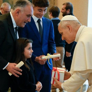 Il Papa: accanto al Signore c’è spazio per tutti, la pace è il regalo più prezioso