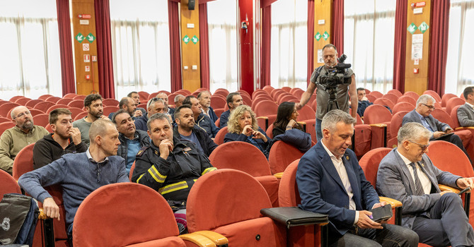 Nelle foto fasi dell'incontro