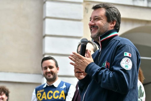 Marco Racca (Lega): “Insieme a Matteo Salvini 7 palchi e 1000 chilometri in 30 ore” Marco Racca (Lega): “Insieme a Matteo Salvini 7 palchi e 1000 chilometri in 30 ore”