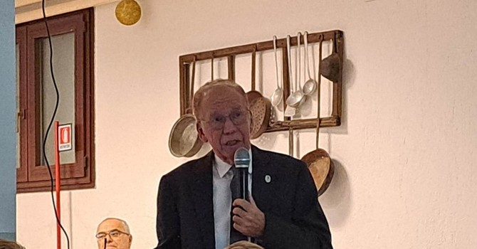 Roberto Rosset ad una serata del Circolo Valdostano della stampa Roberto Rosset ad una serata del Circolo Valdostano della stampa