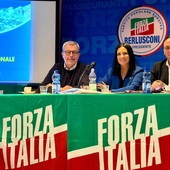 Emily Rini (ds) tra i ministri degli Esteri Antonio Tajani e Jean-Noël Barrot a ds