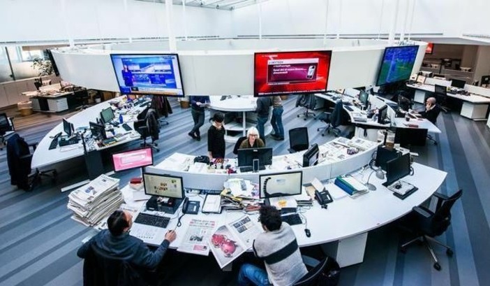 La Stampa in (s)vendita  Cronache amare dal Nord Ovest: un patrimonio locale trattato come un peso. La nostra solidarietà senza esitazioni