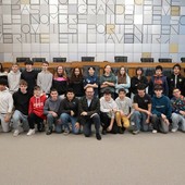 Al centro il presidente del Consiglio Stefano Aggravi Al centro il presidente del Consiglio Stefano Aggravi