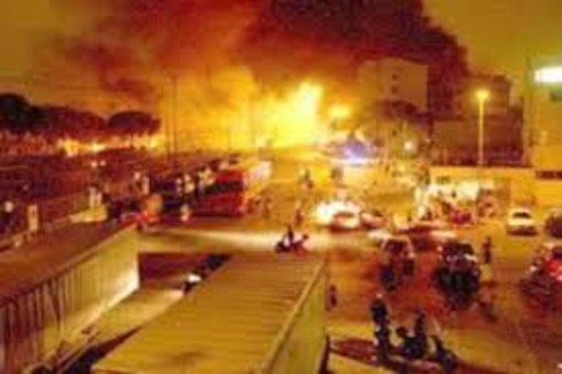 Undici anni fa la tragedia del disastro ferroviario di Viareggio Undici anni fa la tragedia del disastro ferroviario di Viareggio