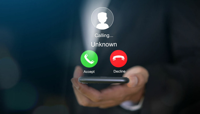 Come funziona la nuova truffa telefonica dalla Grecia e come difendersi Come funziona la nuova truffa telefonica dalla Grecia e come difendersi