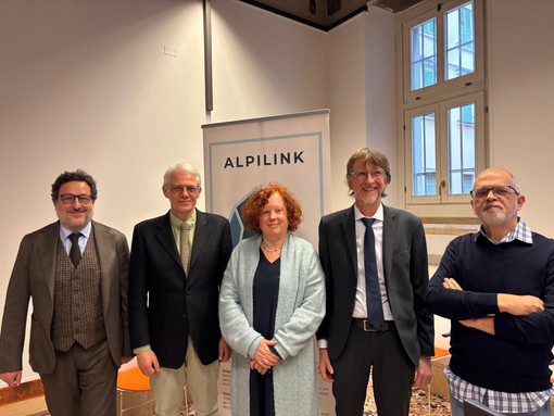 Da sx Livio Gaeta (Università di Torino), Ermenegildo Bidese (Università di Trento), Birgit Alber (Università della Valle D'Aosta), Stefan Rabanus (Università di Verona), Gianmario Raimondi (Università della Valle d'Aosta)