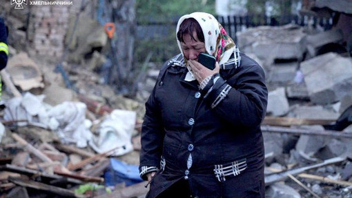 Il Papa: si fermi la guerra in Ucraina. Da Gaza sale il pianto di chi ha perso un figlio