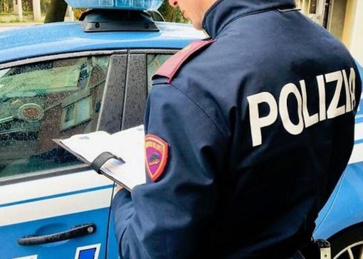 Ferragosto, controlli rafforzati della Polizia: oltre 1.300 persone identificate in Valle d’Aosta Ferragosto, controlli rafforzati della Polizia: oltre 1.300 persone identificate in Valle d’Aosta
