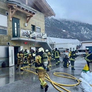 Vigili del Fuoco valdostani e svizzeri in azione: addestramento intenso al Grand San Bernardo