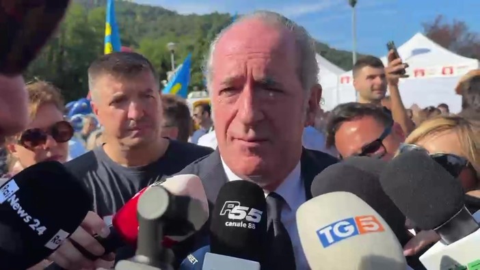Zaia a Pontida: "Segretario è Salvini, l'autonomia? Se non per scelta per necessità"