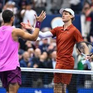 Sinner-Alcaraz, oggi finale Six Kings Slam: orario, precedenti e dove vederla in tv Sinner-Alcaraz, oggi finale Six Kings Slam: orario, precedenti e dove vederla in tv