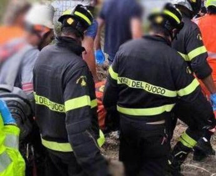 Aereo biposto dell'Aeronautica militare precipitato a Sabaudia, due dispersi