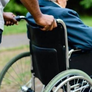 Legge 104, tra 3 mesi aumentano permessi: a chi spettano