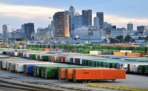 Dazi, Trump: "Entro 2 giorni la lettera all'Ue"