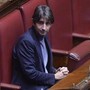 Deputati sospesi a gennaio, scintille maggioranza-opposizione alla Camera. E Donzelli infiamma l'Aula