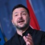 Zelensky avverte gli Usa: "Incontro tra Trump, Putin e Xi? Niente sull'Ucraina senza l'Ucraina" Zelensky avverte gli Usa: "Incontro tra Trump, Putin e Xi? Niente sull'Ucraina senza l'Ucraina"