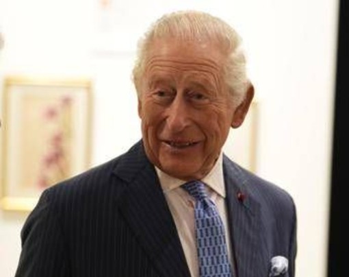 Re Carlo costruirà un'enorme vasca di letame vicino alla casa di William Re Carlo costruirà un'enorme vasca di letame vicino alla casa di William