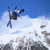 Milano Cortina, caduta spaventosa per Lajunen nel big air. Come sta l'atleta finlandese -Video Milano Cortina, caduta spaventosa per Lajunen nel big air. Come sta l'atleta finlandese -Video