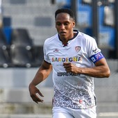 Il Cagliari batte 2-1 il Torino e conquista la salvezza Il Cagliari batte 2-1 il Torino e conquista la salvezza