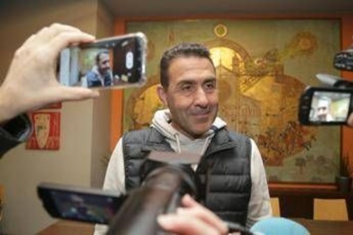 Vannacci: "Inni al Duce in sede FdI a Parma? Non vado a origliare in casa d'altri"