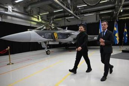 Svezia invierà nuovi caccia all'Ucraina, ecco l'impatto dei Gripen sulla guerra Svezia invierà nuovi caccia all'Ucraina, ecco l'impatto dei Gripen sulla guerra