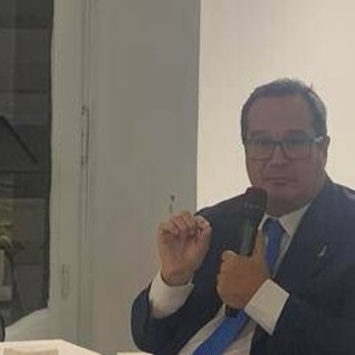 Durigon: "Salario minimo per legge a 9 euro è imposizione al basso, la svilisce contrattazione"