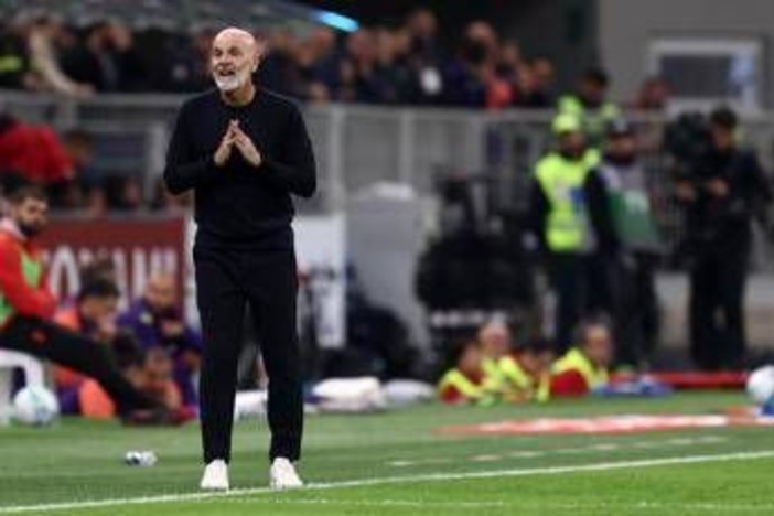 Milan-Fiorentina 2-1, Pradé non ci sta: "Rigore scandaloso". Pioli: "Così invitiamo i giocatori a simulare" Milan-Fiorentina 2-1, Pradé non ci sta: "Rigore scandaloso". Pioli: "Così invitiamo i giocatori a simulare"