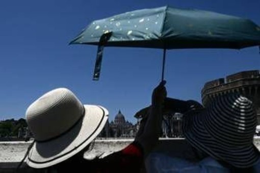 Ancora caldo sull'Italia nel weekend, oggi 15 città da bollino rosso