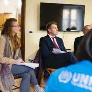 Migranti, Balzaretti: "Con Svizzera e Unhcr più qualità in accoglienza minori non accompagnati"