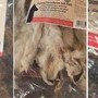 Orecchie di coniglio o polmone di cavallo? Lo snack 'choc' per i cani nel cuore di Cortina Orecchie di coniglio o polmone di cavallo? Lo snack 'choc' per i cani nel cuore di Cortina