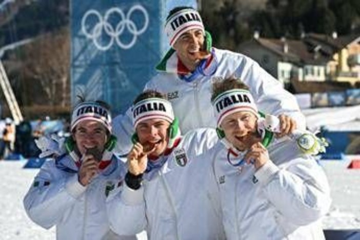 Milano-Cortina, Italia bronzo nella staffetta sci di fondo uomini