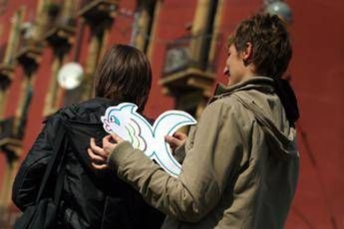 Pesce d'aprile, origini e storia del giorno degli scherzi