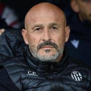 Vincenzo Italiano ricoverato in ospedale, l'allenatore del Bologna ha la polmonite